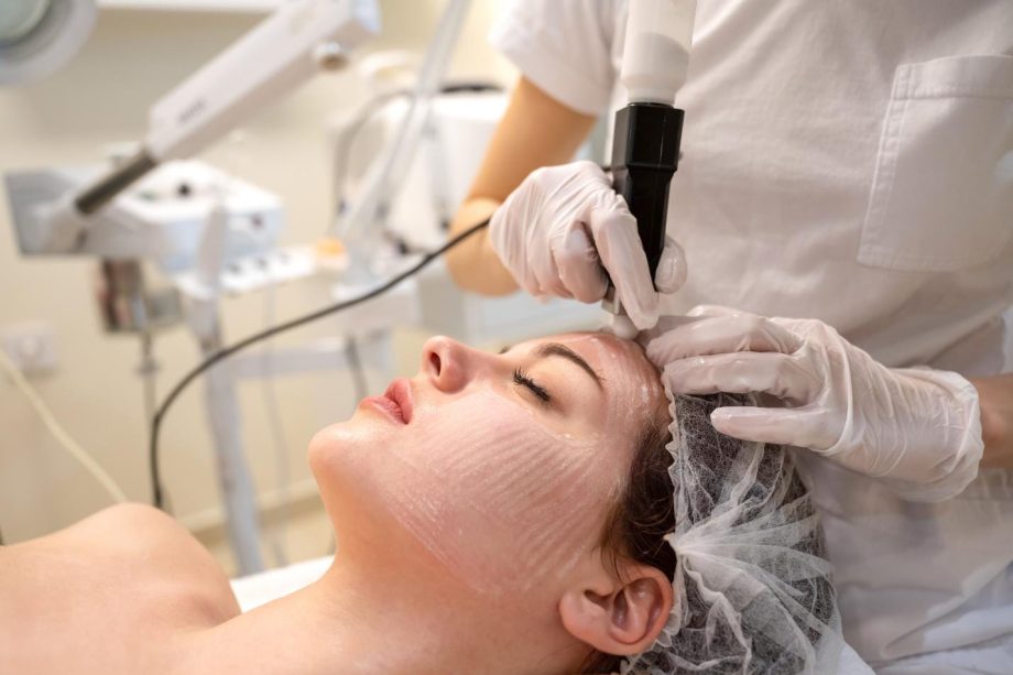 face lifting treatment